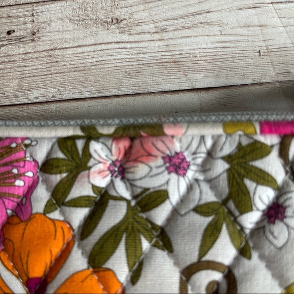 VERA BRADLEY GREY PINK ORANGE ZIP WALLET WRISTLET - Picture 4 of 6